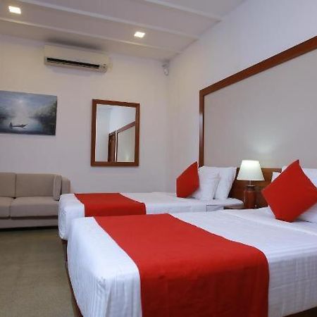 Tarshish Villa - โคลอมโบ ภายนอก รูปภาพ