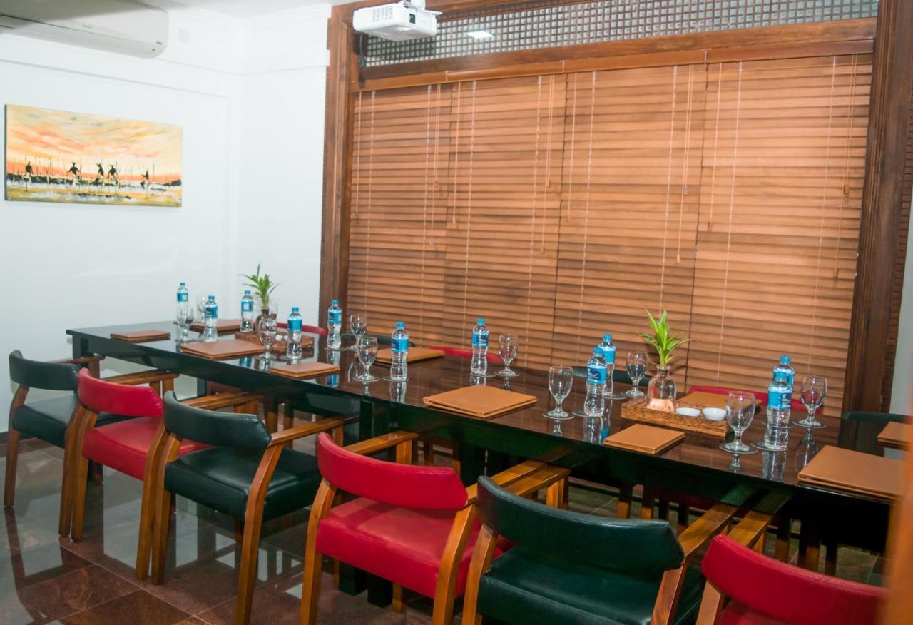 Tarshish Villa - โคลอมโบ ภายนอก รูปภาพ