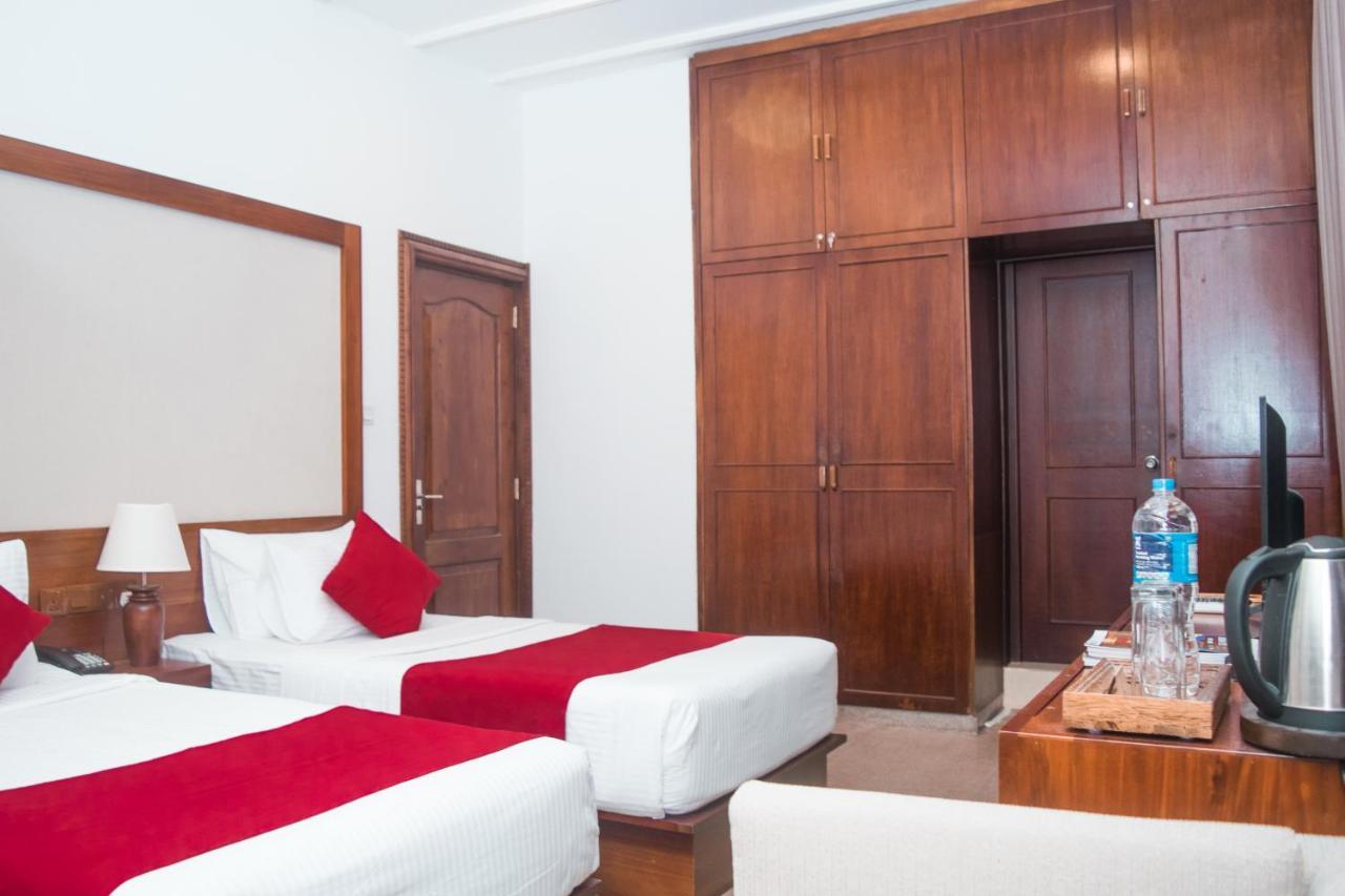Tarshish Villa - โคลอมโบ ภายนอก รูปภาพ